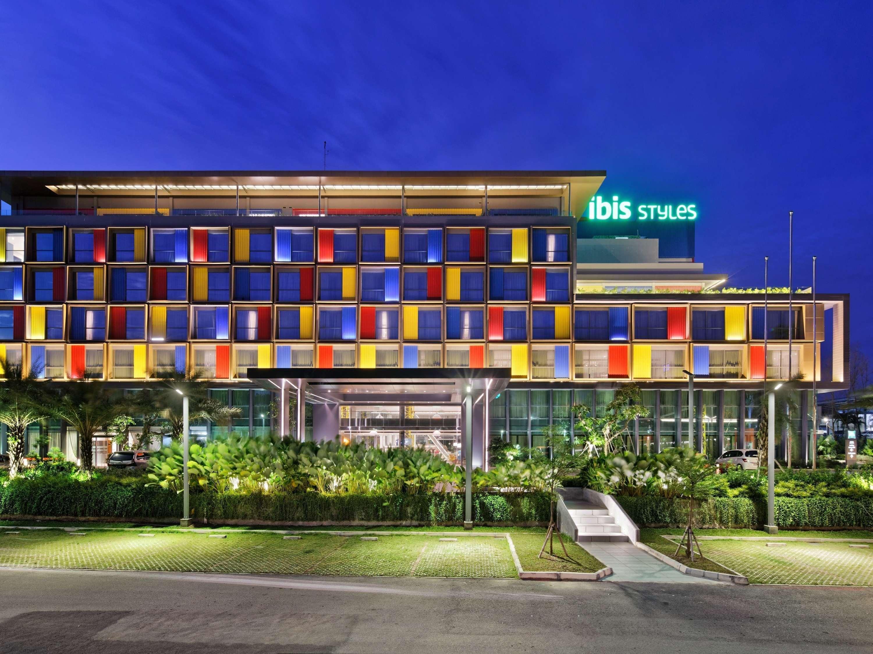 Hotel Ibis Styles Batam Nagoja Zewnętrze zdjęcie