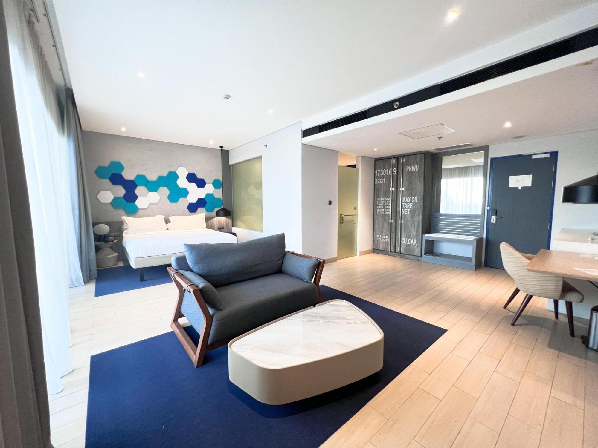 Hotel Ibis Styles Batam Nagoja Zewnętrze zdjęcie