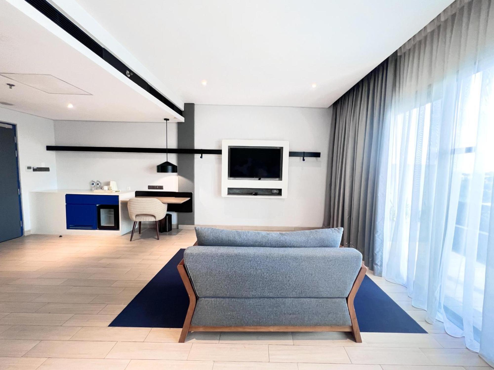 Hotel Ibis Styles Batam Nagoja Zewnętrze zdjęcie