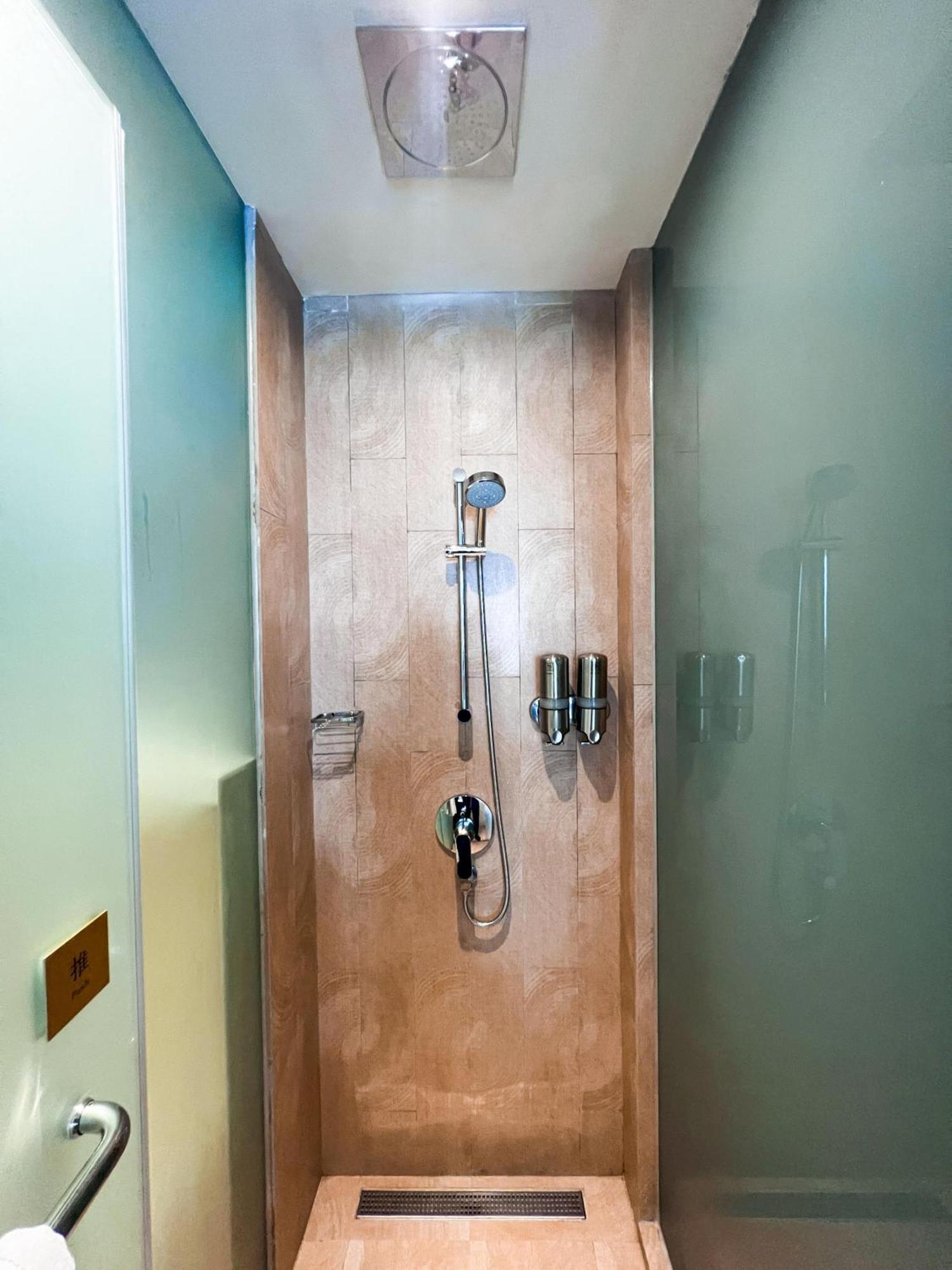 Hotel Ibis Styles Batam Nagoja Zewnętrze zdjęcie